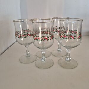 Set Of 5 Libbey Arby’s Holly Berry Christmas Wine Water Glass Goblets 12 Oz